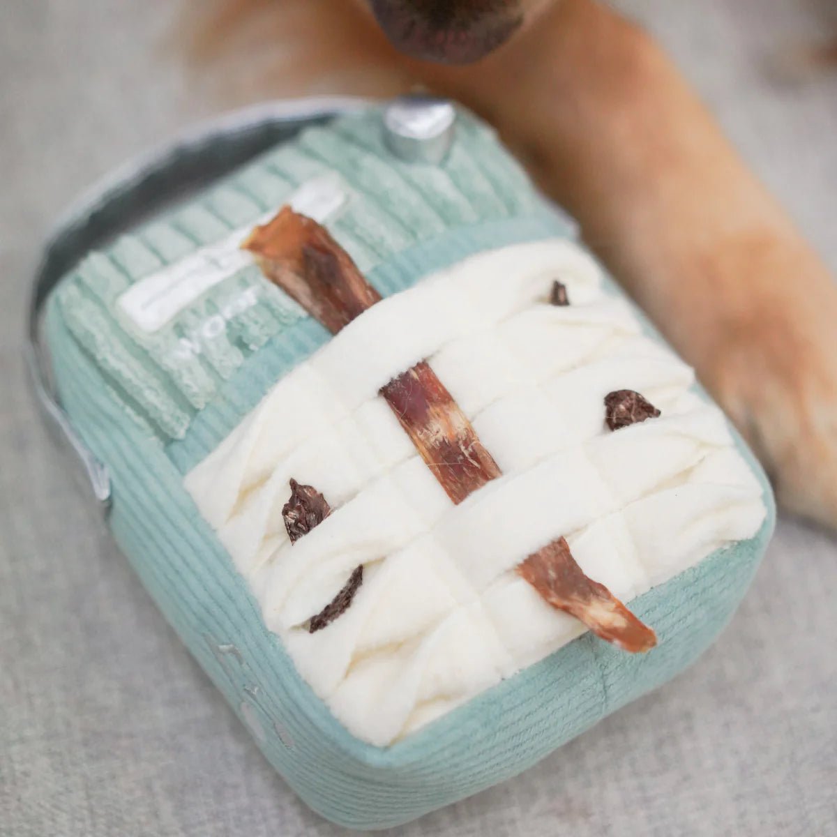 Woof FM - Woof Living