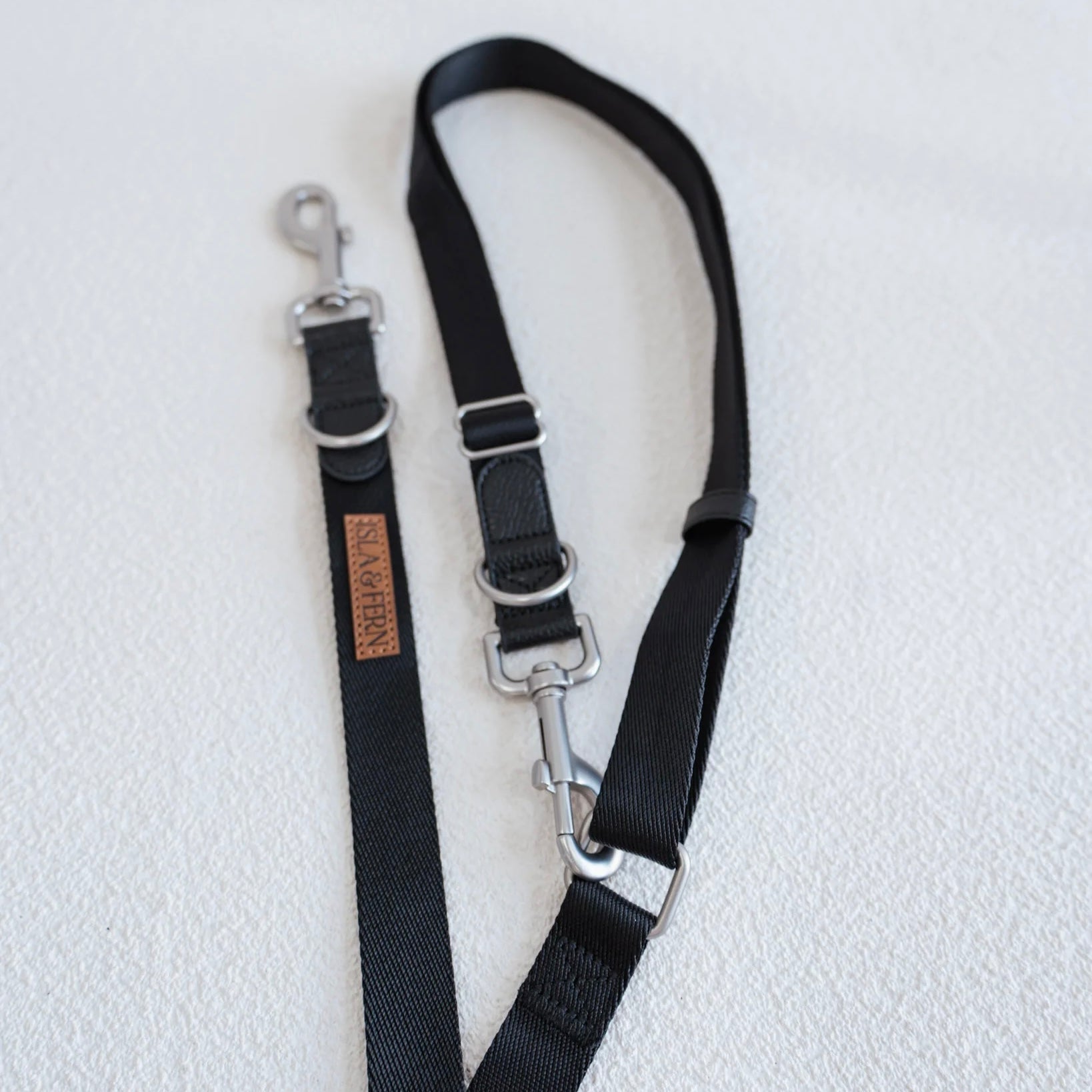 Verso Leash V2 Adjustable (Stealth) - Woof Living