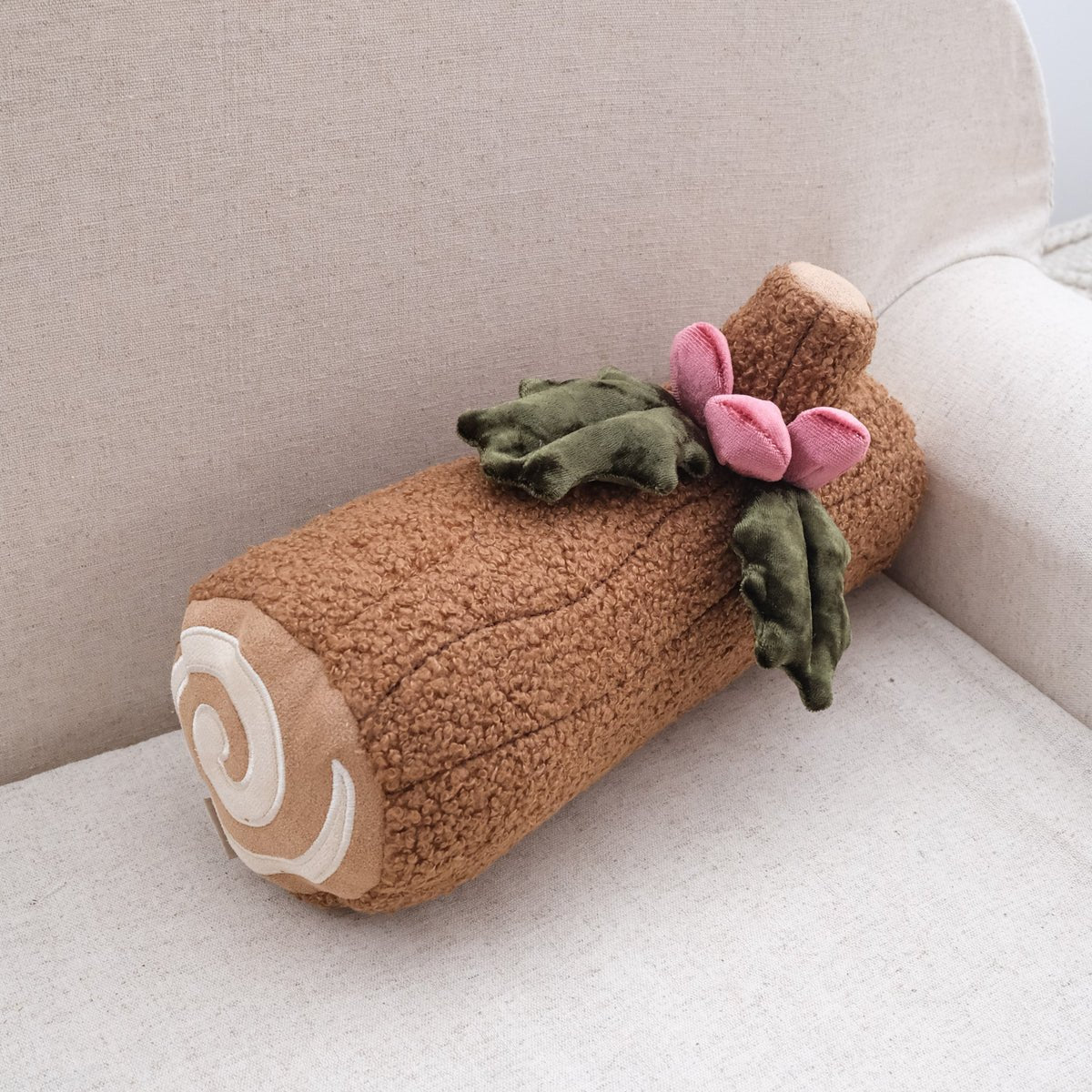 Yule Log Cake - Woof Living